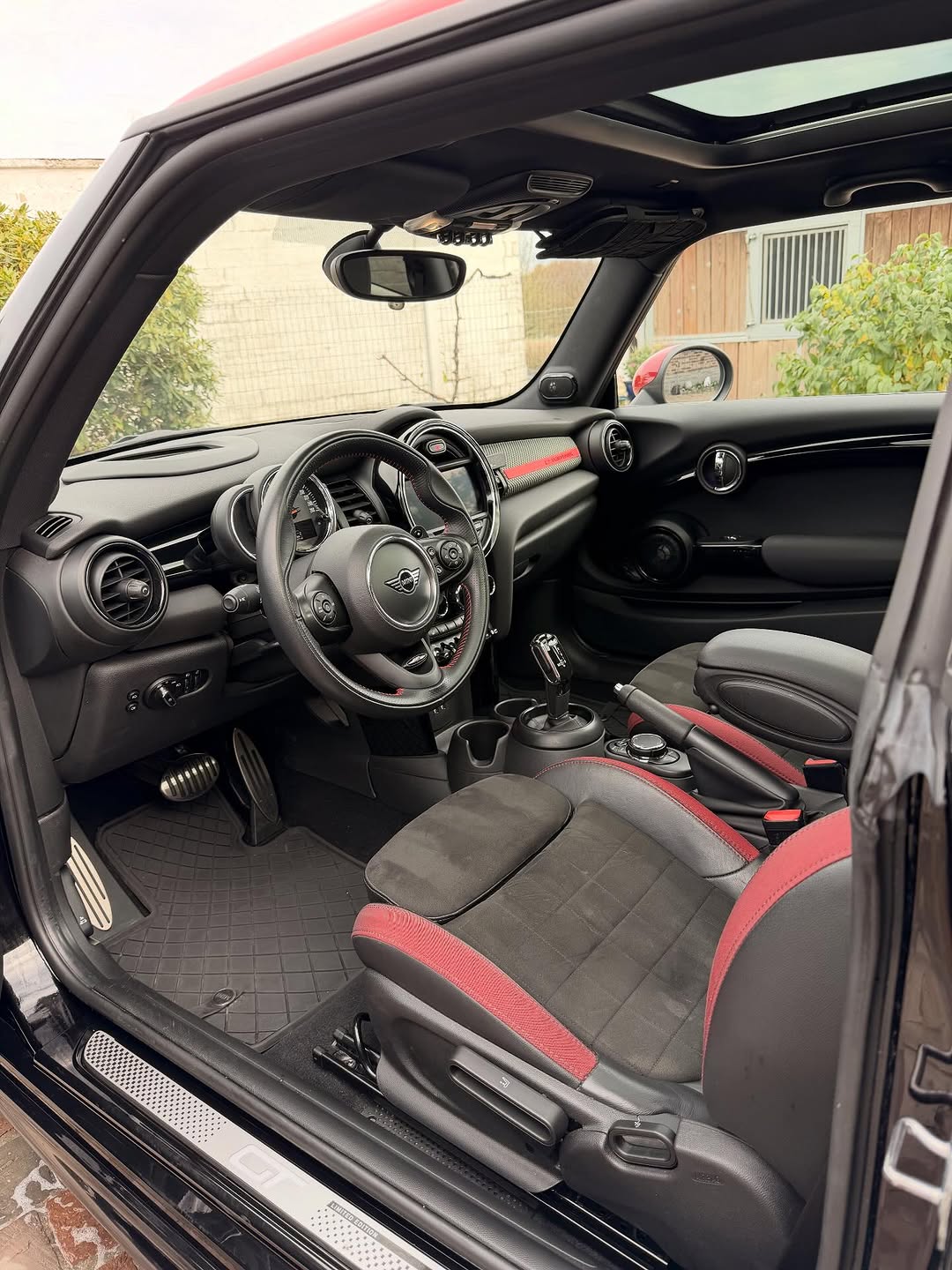 Detailing intérieur Mini Cooper JCW Belgique